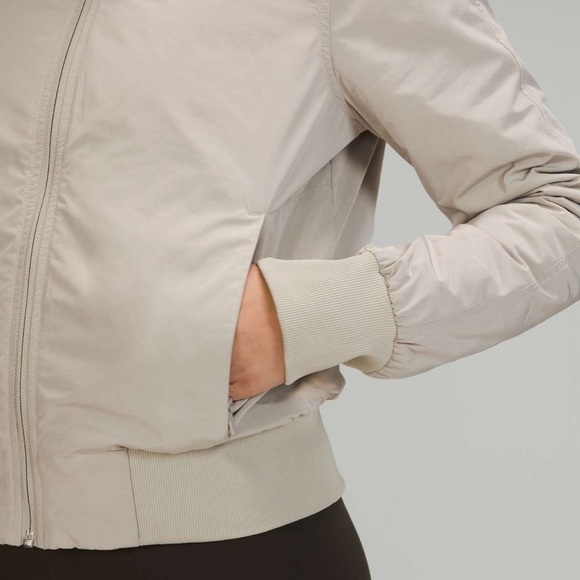 Lululemon cotton non-stop bomber jacket in raw linen - Picture 3 of 10